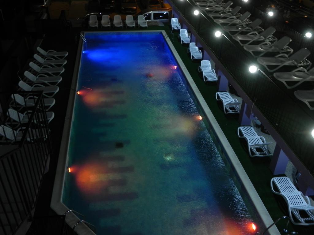 Pensiunea Iubesc Marea - piscină încălzită, vouchere vacanță, 40 m de faleză Costineşti Exterior foto